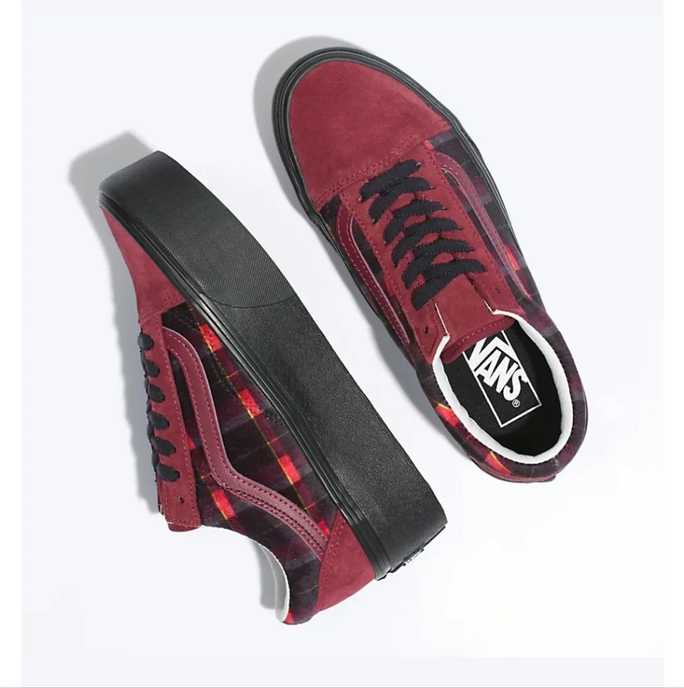 NWT Vans Old Skool Stackform Velvet Plaid Port Red Plaid Platform Sneakers - 9 - Picture 2 of 10